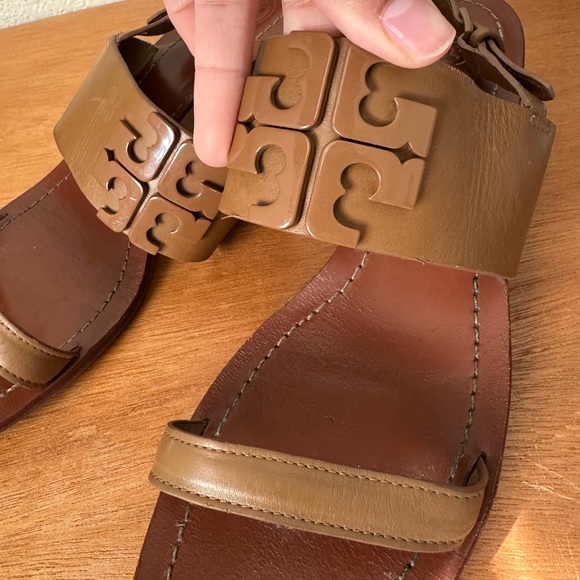 Tory Burch Beige Leather Eleanor Block Heel Slingback Sandals Size 9.5 - Picture 3 of 8